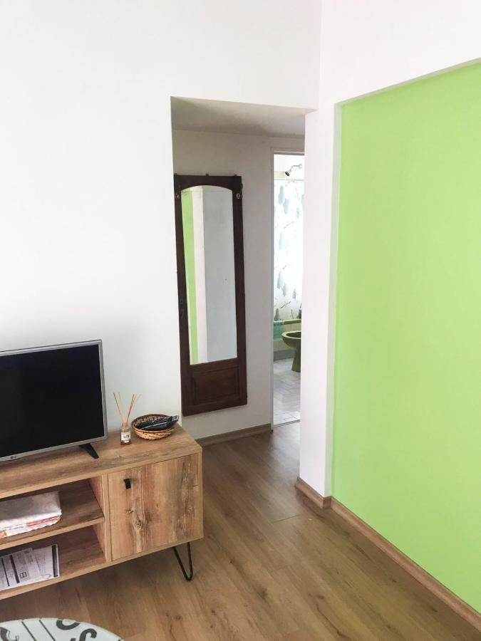 ブエノスアイレスDepartamento 2 Ambientes En San Telmo. Zona Turisiticaアパートメント エクステリア 写真